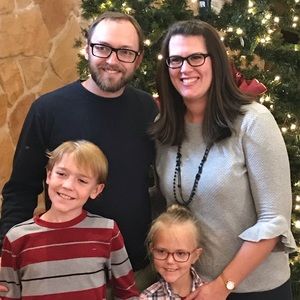 Meet your Posher, Kendra